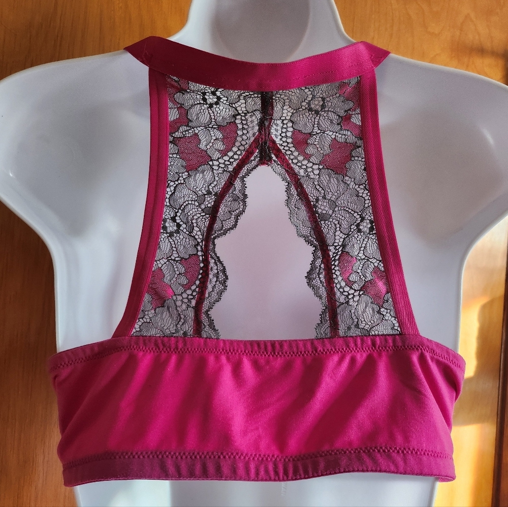 Cacique Front Closure Lace Back Boost Plunge- Fuchsia Red Size 42C - Picture 5 of 13